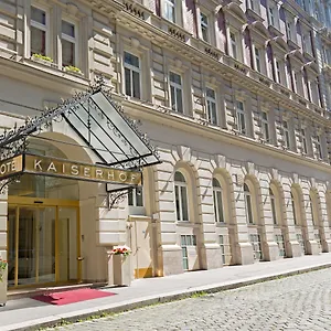 Kaiserhof Отель