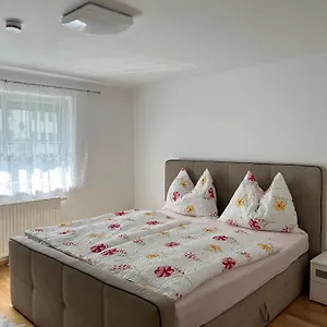 https://apt-flora.salzburghotels.net