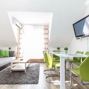 Apartment Karmeliter Flat | Contactless Check-in, Vienna